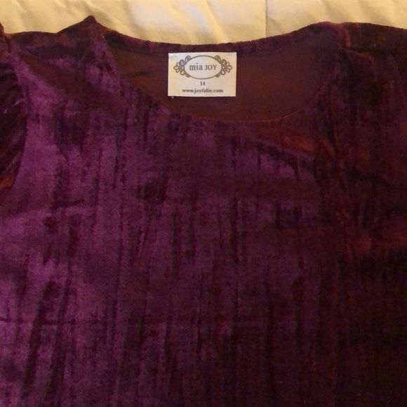 Gorgeous velvet pants outfit in Maroon - Picture 4 of 5